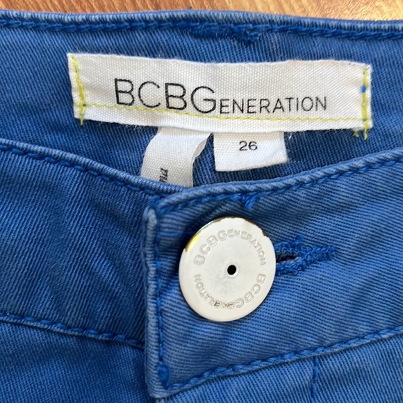 BCBGeneration Blue Denim 5-Pocket Style Shorts - Picture 5 of 6